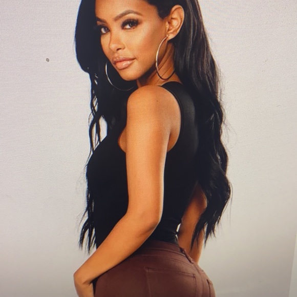 Black tank style fashion Nova bodysuit - Picture 3 of 9